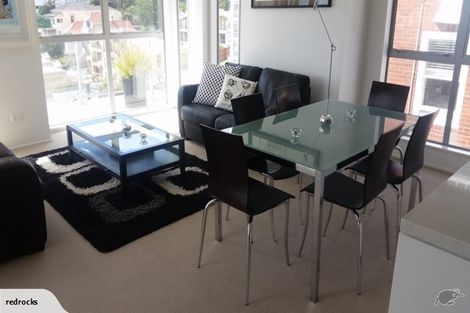 Photo of property in 3/16 Oriental Terrace, Oriental Bay, Wellington, 6011