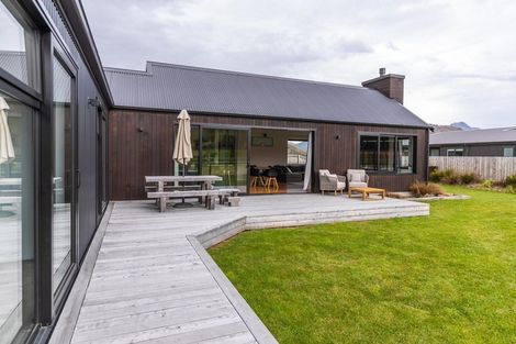 Photo of property in 8 Mulbury Way, Lower Shotover, Queenstown, 9304