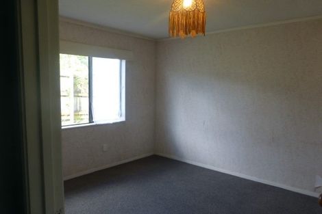 Photo of property in 1/12 Netherlands Avenue, Kelston, Auckland, 0602