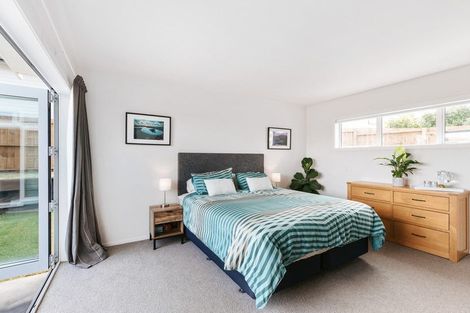 Photo of property in 32a Ohuirehe Road, Coastlands, Whakatane, 3120