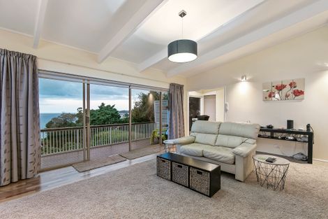 Photo of property in 25 Duncansby Road, Stanmore Bay, Whangaparaoa, 0932