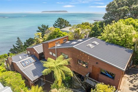 Photo of property in 99 Motuhara Road, Plimmerton, Porirua, 5026