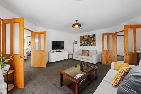 Photo of property in 20 Penruddock Rise, Westmorland, Christchurch, 8025