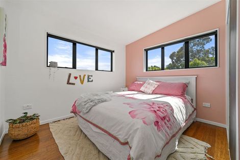 Photo of property in 94a Dyers Pass Road, Cashmere, Christchurch, 8022