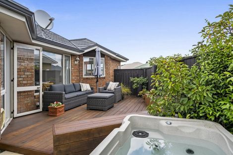 Photo of property in 3 Ashmore Lane, Strowan, Christchurch, 8052