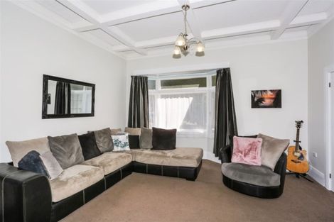 Photo of property in 95 Seddon Street, Pukekohe, 2120