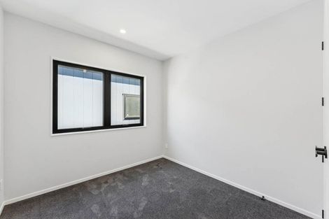 Photo of property in 20 Waimarie Drive, Karaka, 2578