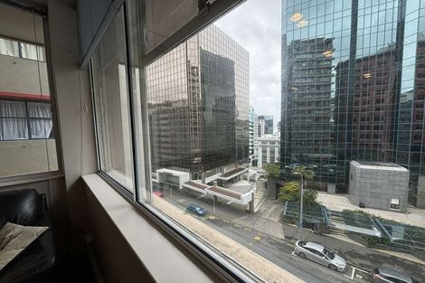 Photo of property in Terrace Tower Apartments, 4a/126 The Terrace, Wellington Central, Wellington, 6011