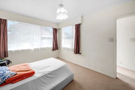 Photo of property in 2/22 Hillcrest Avenue, Hillcrest, Auckland, 0627