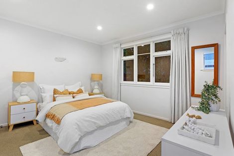 Photo of property in 221 Weston Road, St Albans, Christchurch, 8052