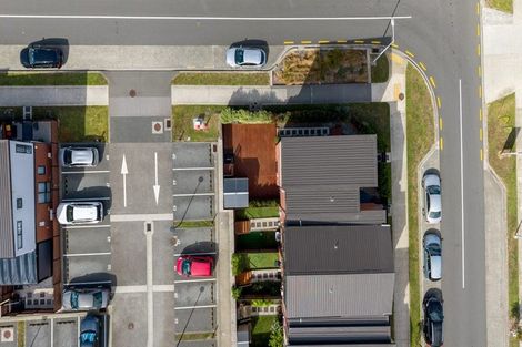 Photo of property in 28 Treeline Lane, Flat Bush, Auckland, 2019
