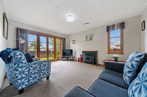 Photo of property in 16 Leeds Street, Milson, Palmerston North, 4414