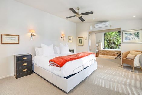 Photo of property in 24 Whakamoenga Point, Acacia Bay, Taupo, 3385