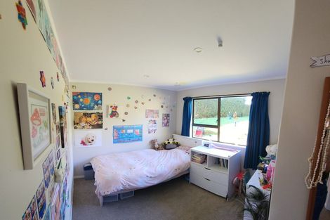 Photo of property in 10 Makatote Grove, Churton Park, Wellington, 6037