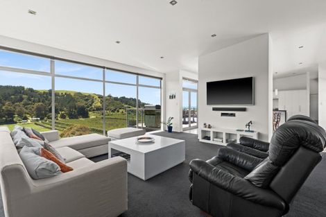 Photo of property in 81 Hill Road, Bay View, Napier, 4182