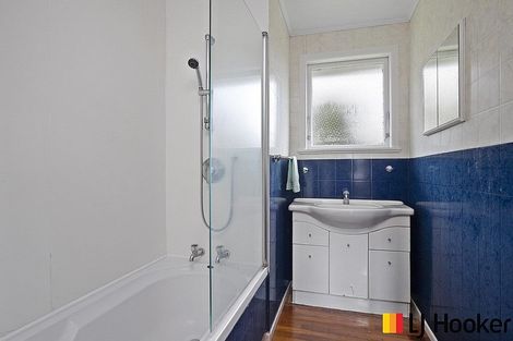 Photo of property in 3 Cargill Street, Papakura, 2110