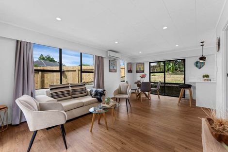 Photo of property in 1/10 Mildmay Road, Henderson, Auckland, 0610