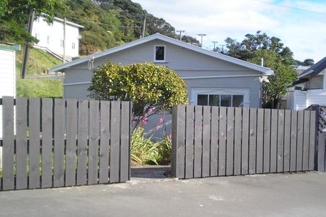 Photo of property in 196 Rongotai Road, Rongotai, Wellington, 6022