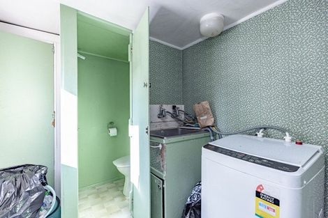 Photo of property in 30 Karaka Street, Castlecliff, Whanganui, 4501