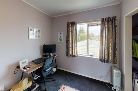 Photo of property in 74a Stanley Avenue, Palmerston North, 4414