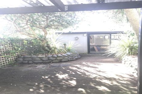 Photo of property in 6/106 West Coast Road, Glen Eden, Auckland, 0602
