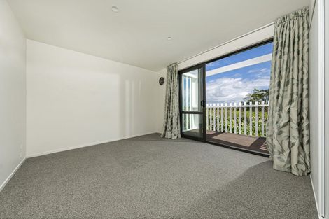 Photo of property in 21 Carder Court, Hobsonville, Auckland, 0618
