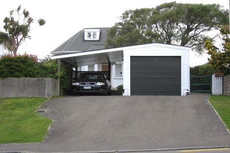 Photo of property in 71 Old Karori Road, Karori, Wellington, 6012