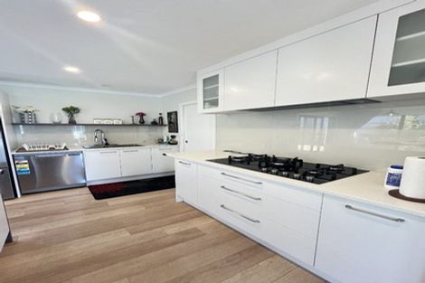 Photo of property in 13 Opaoa Way, Aotea, Porirua, 5024