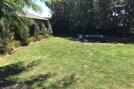 Photo of property in 6 Armitage Place, Tuakau, 2121