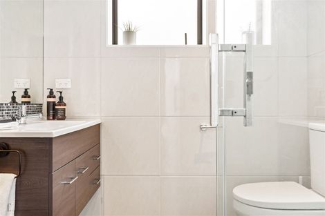 Photo of property in 215 Hobsonville Point Road, Hobsonville, Auckland, 0616