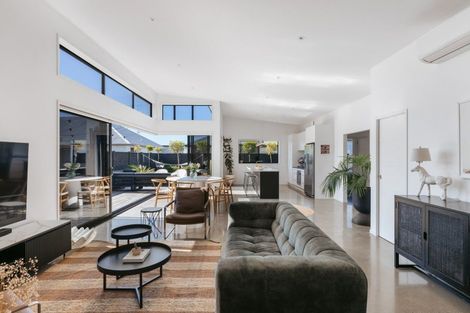 Photo of property in 3 Tuangi Way, Papamoa Beach, Papamoa, 3118