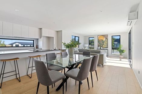 Photo of property in 30 Ruataniwha Avenue, Rangiora, 7400