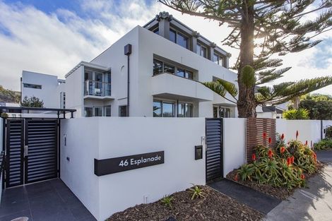 Photo of property in 6/46 Esplanade, Sumner, Christchurch, 8081