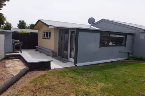Photo of property in 50 Bickerton Street, Wainoni, Christchurch, 8061
