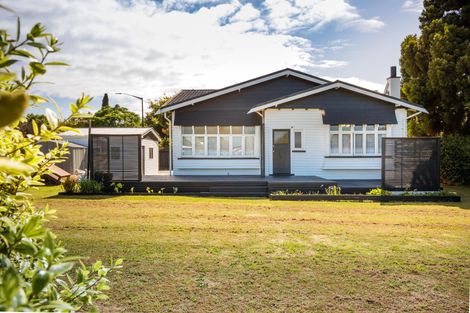 Photo of property in 201 Fitzherbert Avenue, West End, Palmerston North, 4410