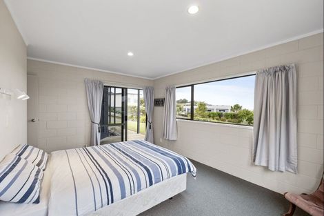 Photo of property in 19 Taranui Place, Mangawhai Heads, Mangawhai, 0505