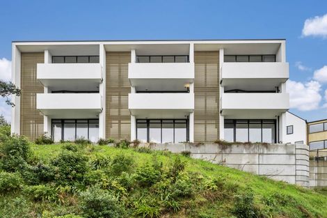 Photo of property in 4 Mary Dobson Way, Island Bay, Wellington, 6023