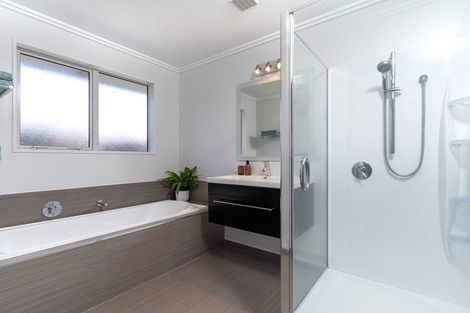 Photo of property in 12 Holbrook Way, Westmorland, Christchurch, 8025