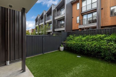 Photo of property in 10 Amber Court, Stonefields, Auckland, 1072