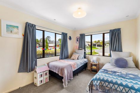 Photo of property in 81 Hikanui Drive, Havelock North, 4130