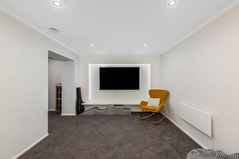 Photo of property in 9 Langwell Place, Papakowhai, Porirua, 5024