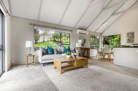 Photo of property in 5/40 Radiata Lane, Chatswood, Auckland, 0626