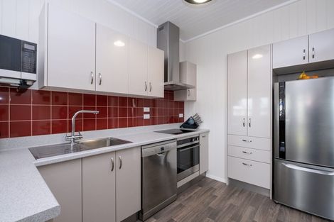 Photo of property in 44 Cordelia Street, Stratford, 4332