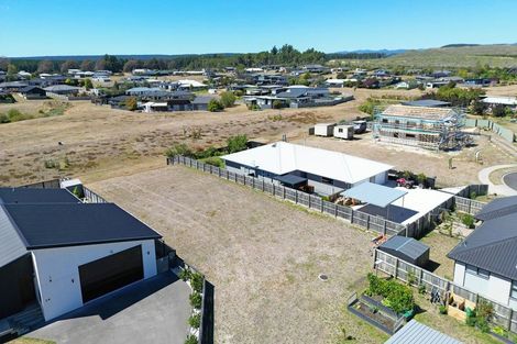 Photo of property in 12 Komahimahi Way, Motuoapa, 3382