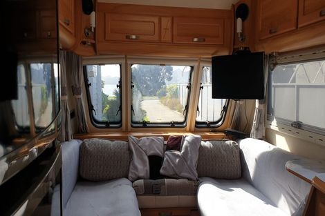 Photo of property in 2/249 One Tree Point Road, One Tree Point, 0118