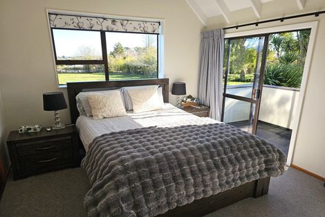 Photo of property in 65 Snodgrass Road, Westport, 7892