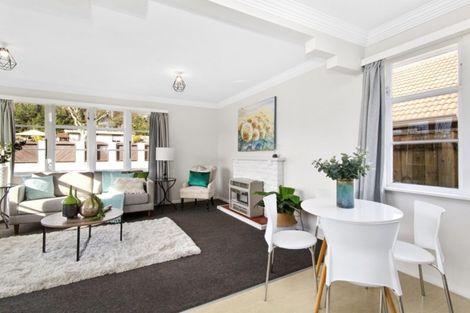 Photo of property in 360 Stokes Valley Road, Stokes Valley, Lower Hutt, 5019