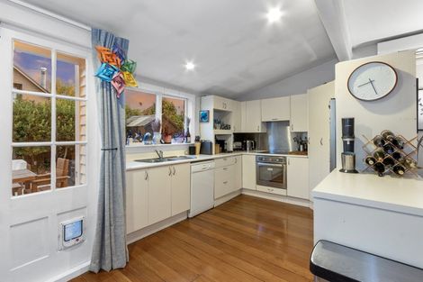 Photo of property in 28a Mays Road, St Albans, Christchurch, 8052