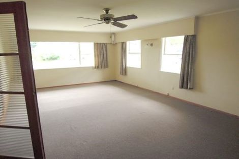 Photo of property in 61 Blakeborough Drive, Forrest Hill, Auckland, 0620