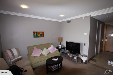 Photo of property in The Metropolis Apartments, 2710/1 Courthouse Lane, Auckland Central, Auckland, 1010